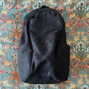 Lululemon Out of Range Backpack 20L